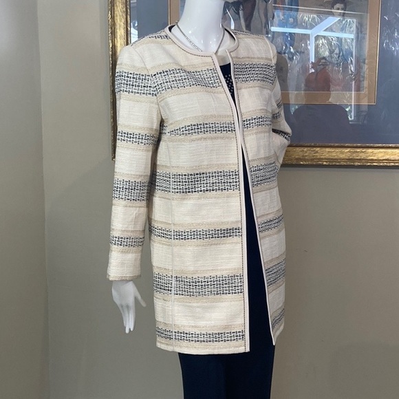 🆕🏷️ :Lafayette 148 New York NWT Retail tags at $698 Italian fabric. - Picture 5 of 13